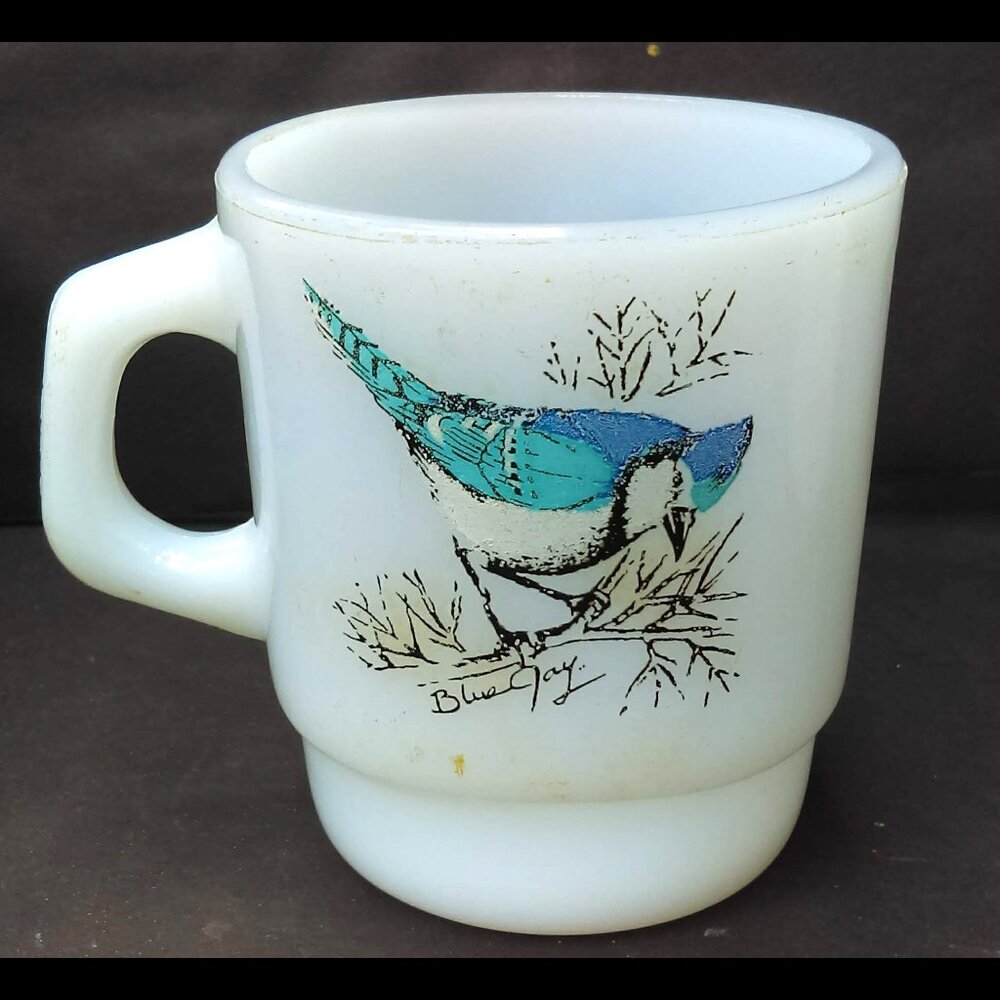 Vtg Anchor Hocking Fire King Milk Glass Baltimore Oriole & Blue Jay Coffee Mug - Picture 2 of 5